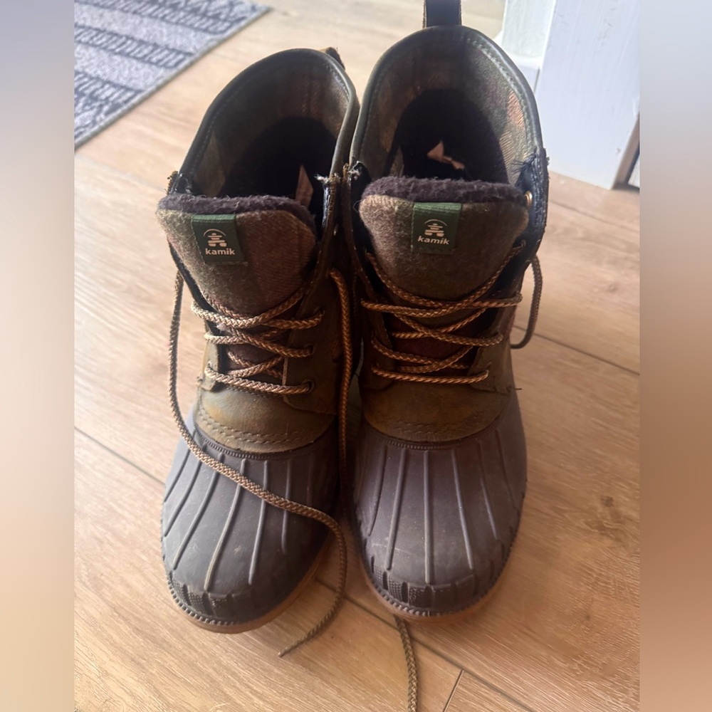 Kamik Womens Sienna Mid Waterproof Boot Brown Size 8